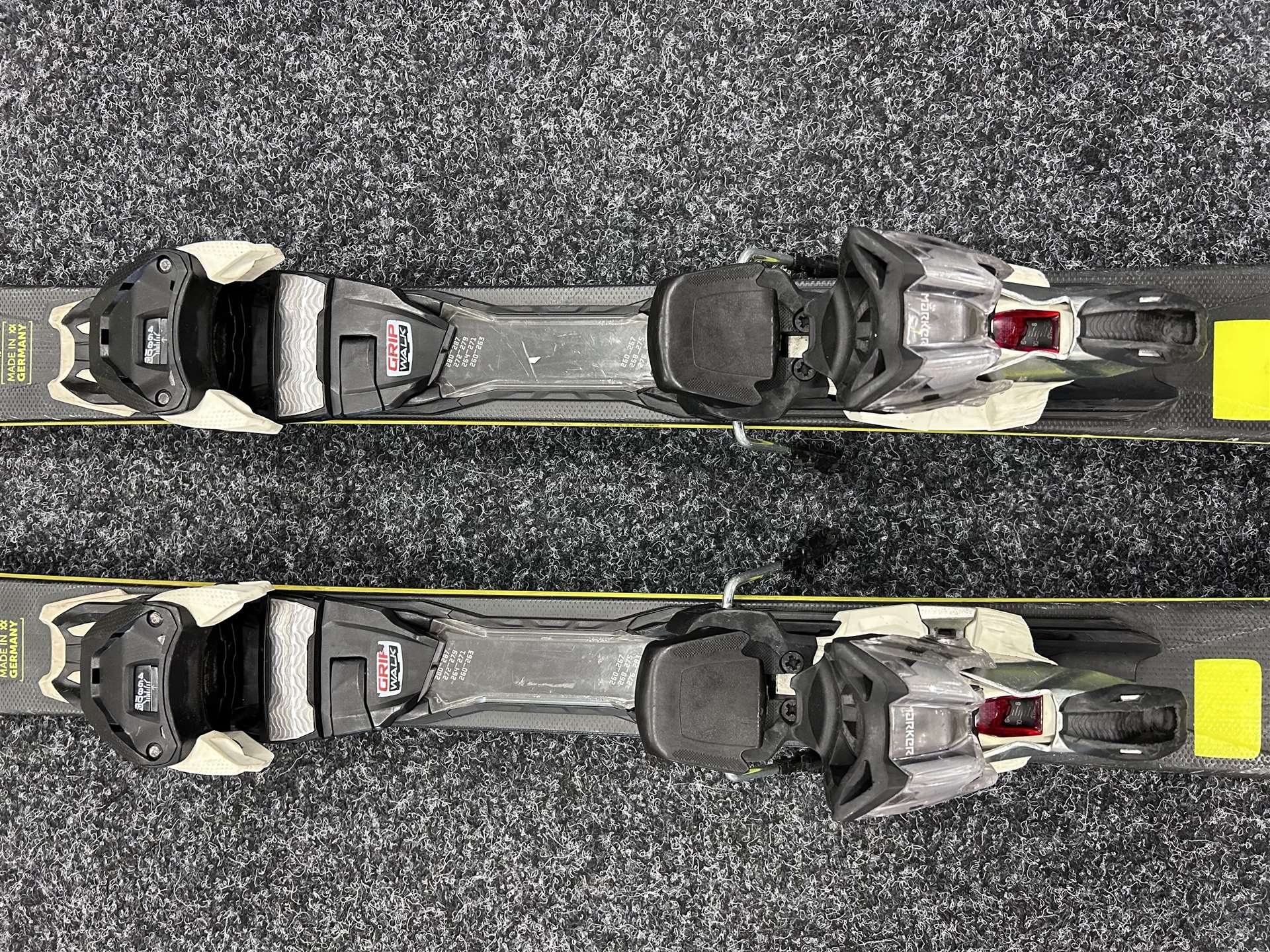 Bazarové lyže Volkl Racetiger SC UVO