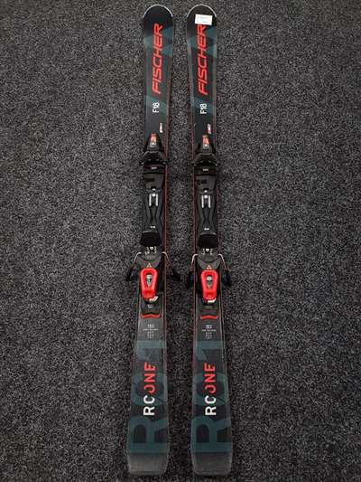 Bazárové lyže Fischer F18 RC ONE