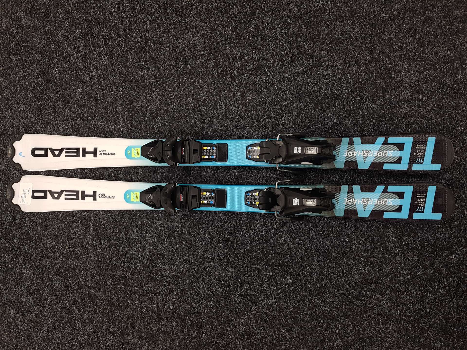 Použité dětské lyže HEAD Supershape Team 117 + vázání Tyrolia JRS 4.5 CA