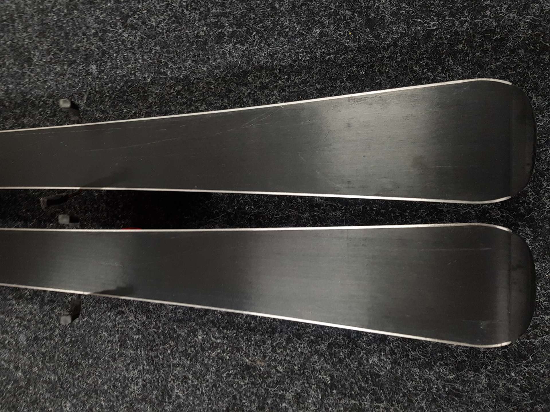 Skis enfant d'occasion TECNOPRO Team 66 + fixations Atomic 4.5