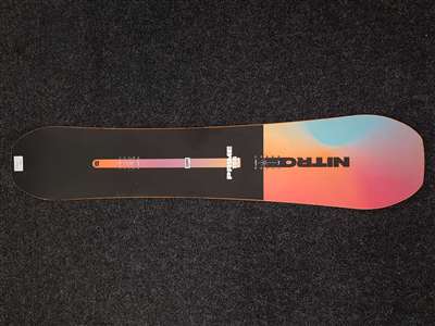 Rabljeni snowboard NITRO Prime 156 Wide
