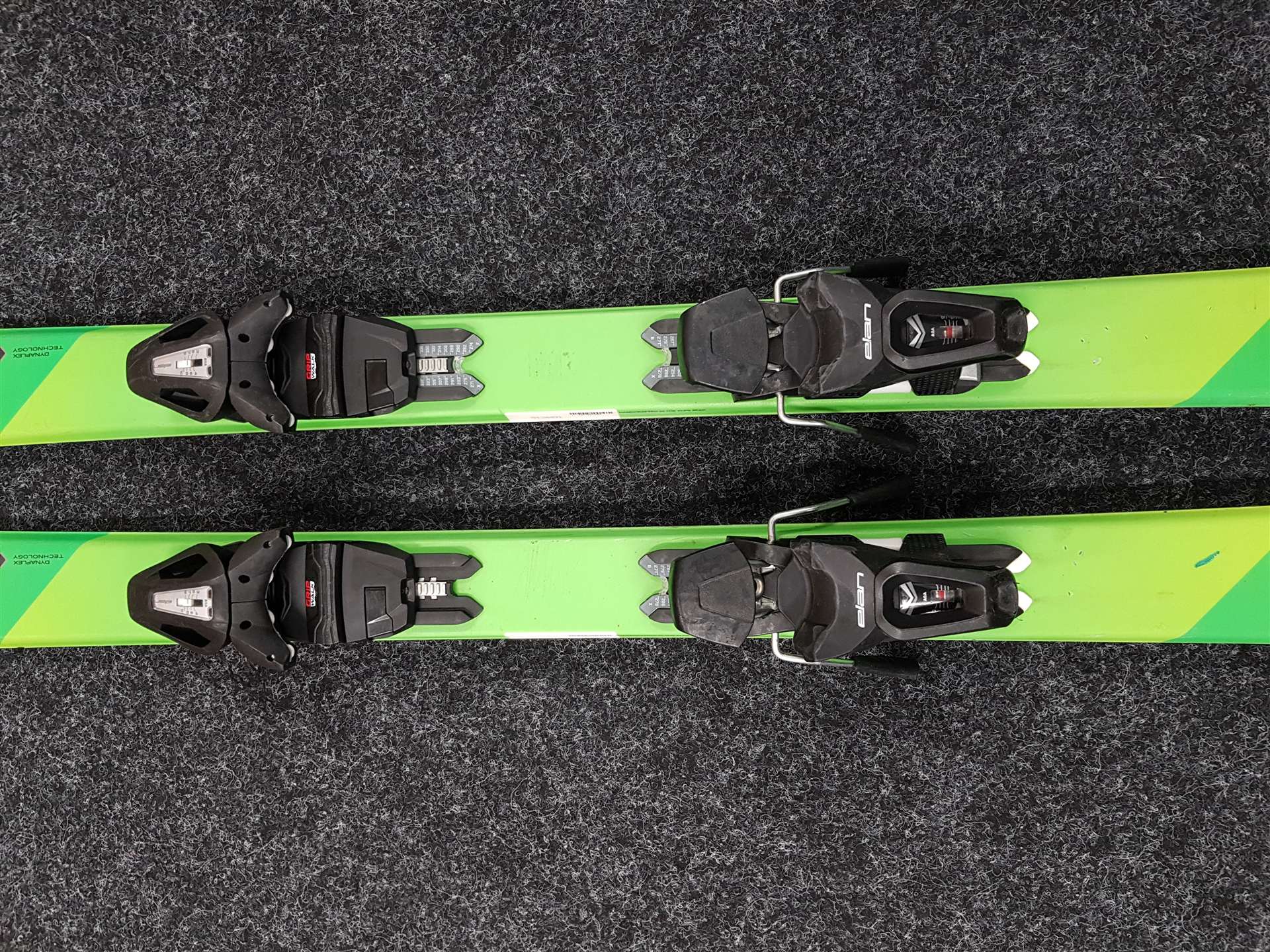 Skis ELAN Explore 168 d'occasion + fixations Elan EL 10