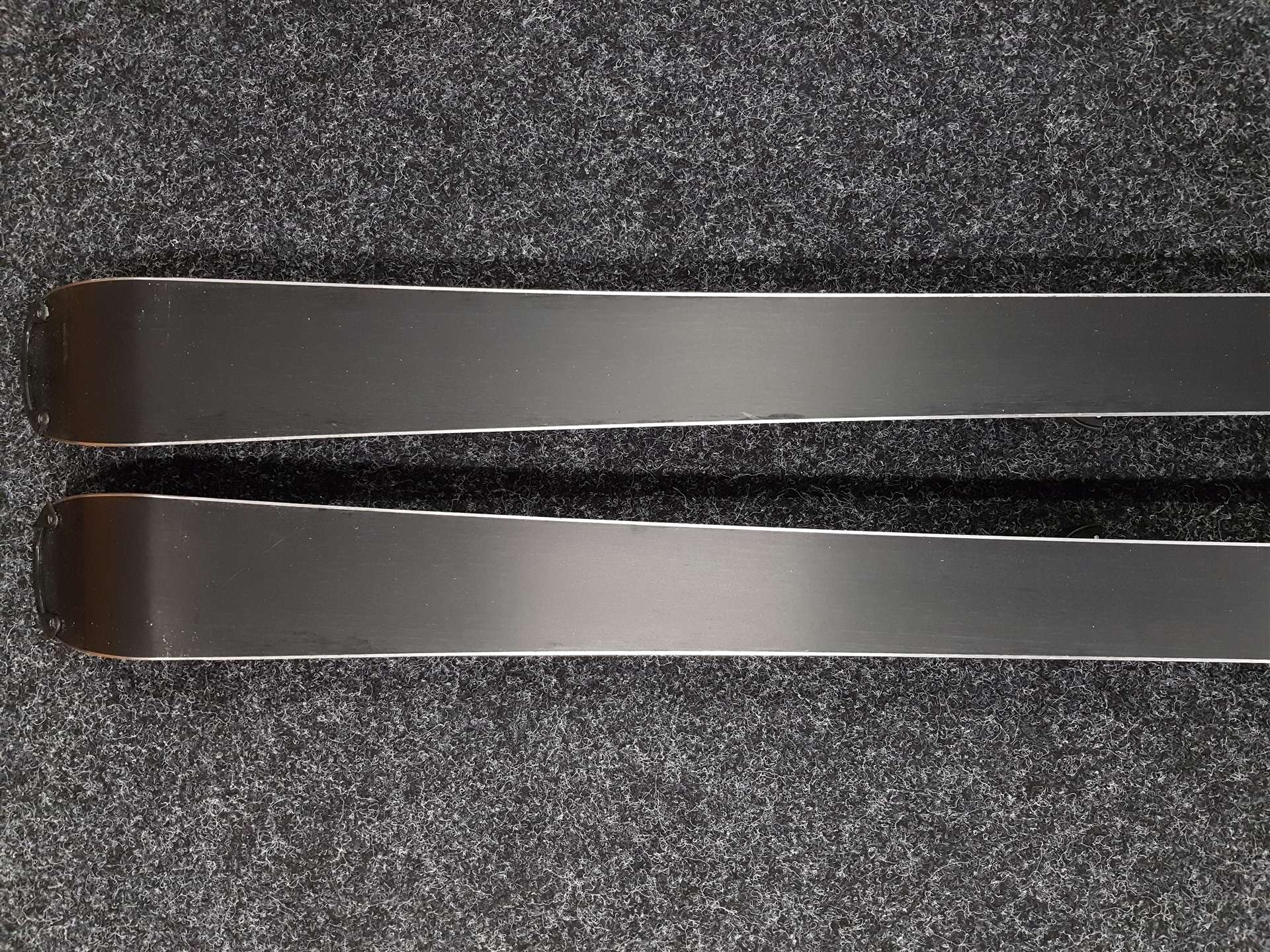 Skis ELAN Explore 168 d'occasion + fixations Elan EL 10