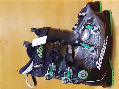 Używane buty narciarskie Nordica Speed Machine 110