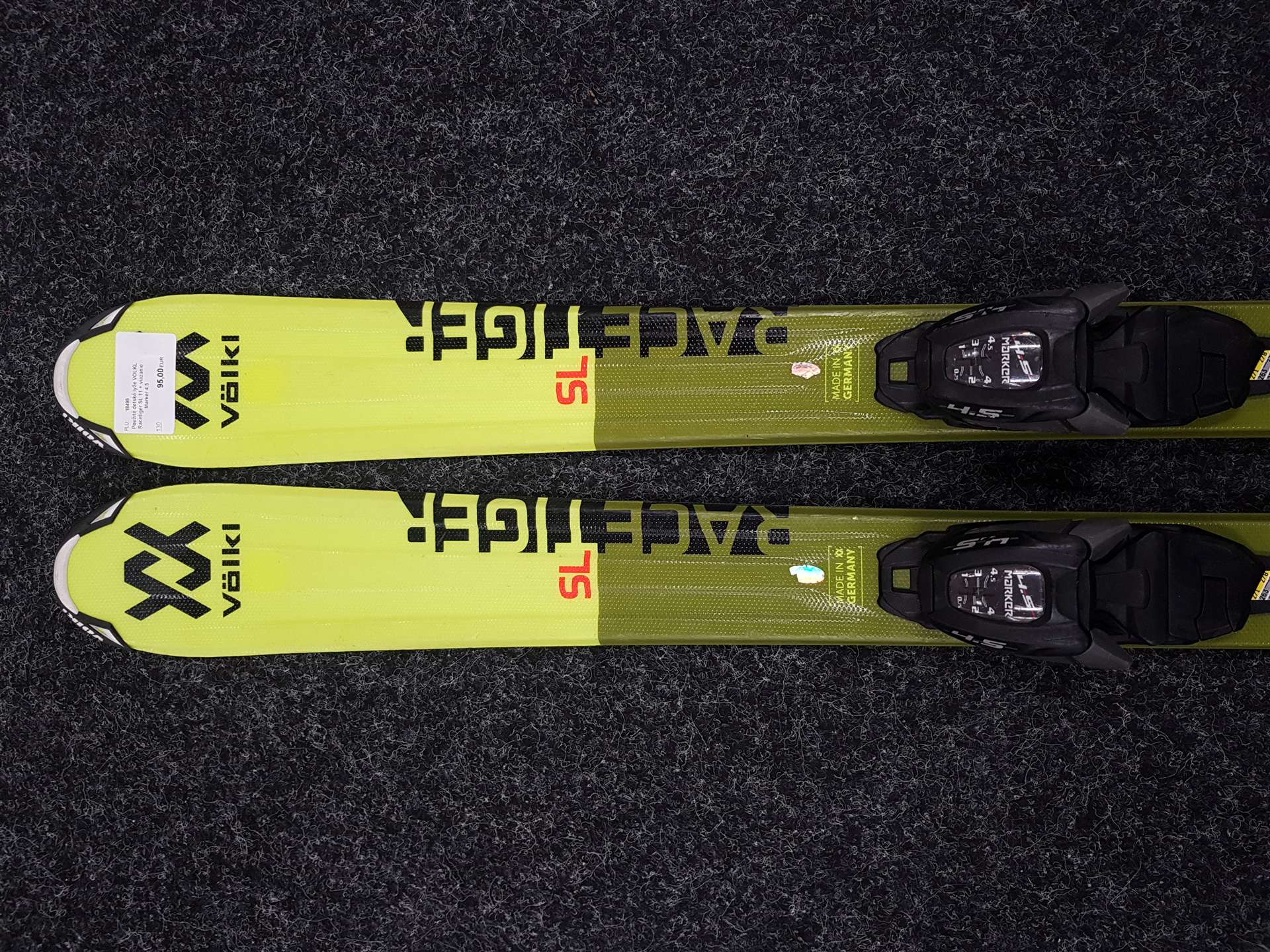Esquís infantiles usados VOLKL Racetiger SL 11 + fijaciones Marker 4.5