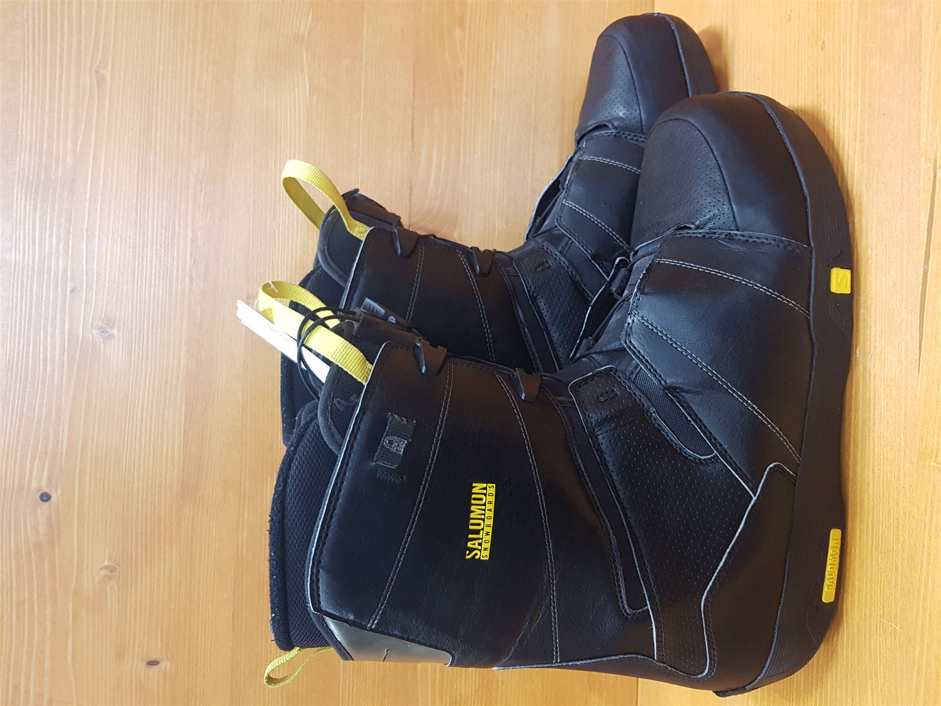 Ghete de snowboard SALOMON Faction folosite