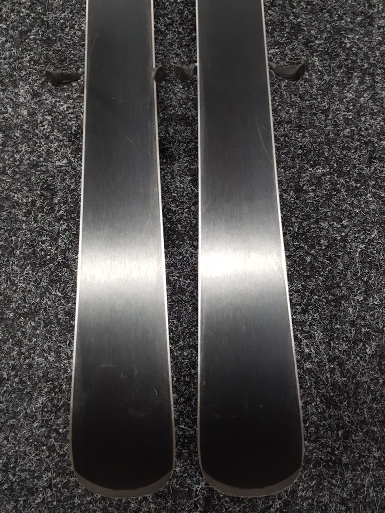 Skis Atomic Race 8 d'occasion