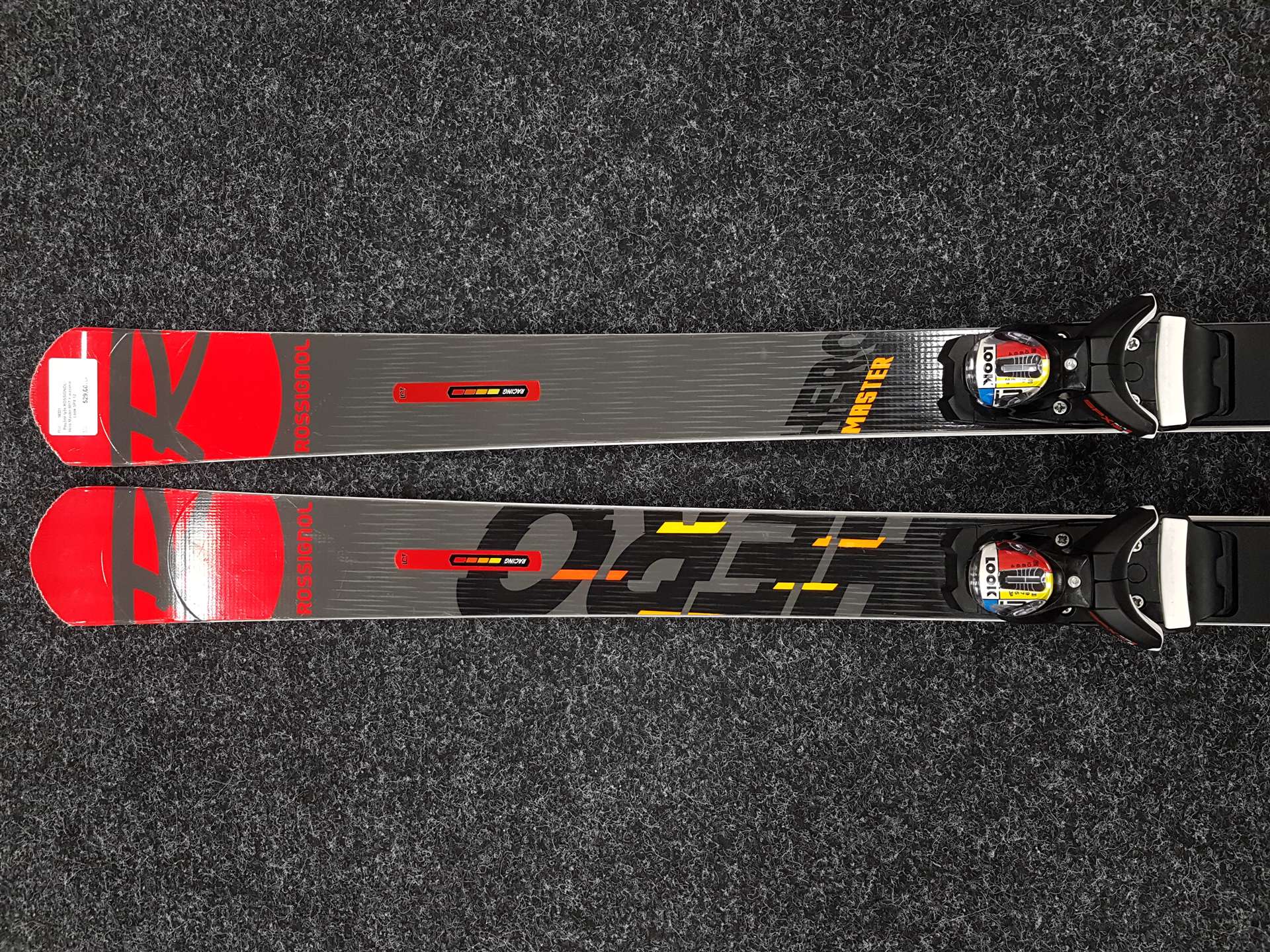 Použité lyže ROSSIGNOL Hero Master M17 + viazanie Look SPX 12