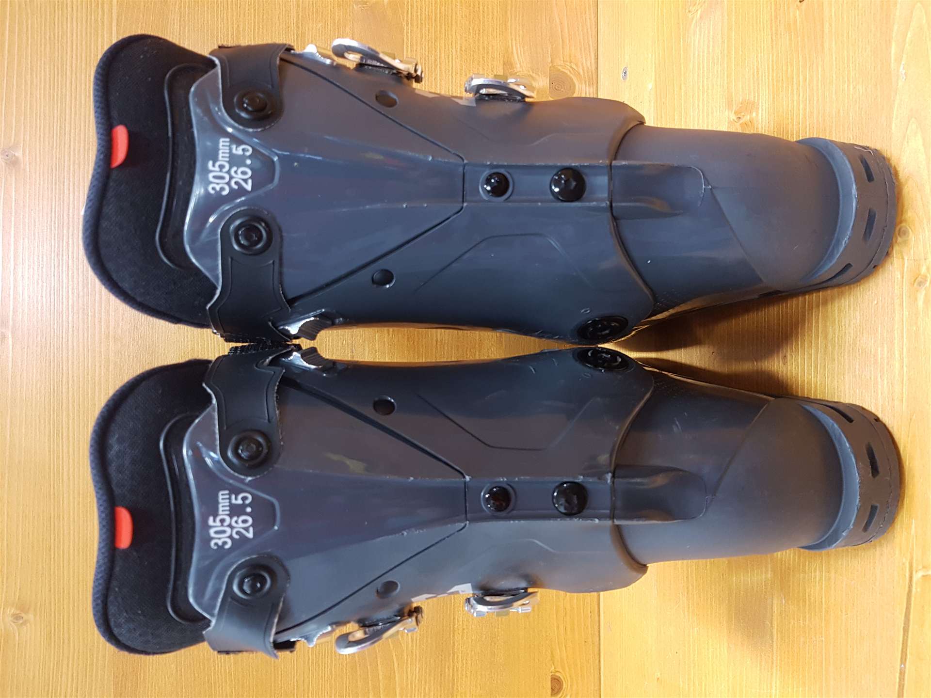 Clăpari de schi second-hand TECNICA 85 HV W2