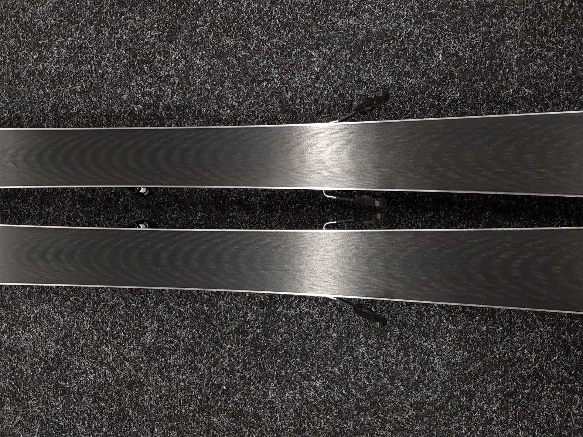 Schiuri ATOMIC Redster SC folosite + legături Atomic M 10