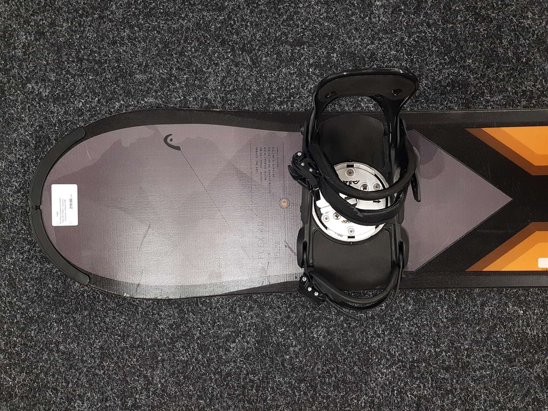 Použitý snowboard HEAD Flex 4D 152w + viazanie Salomon veľkosť S/M