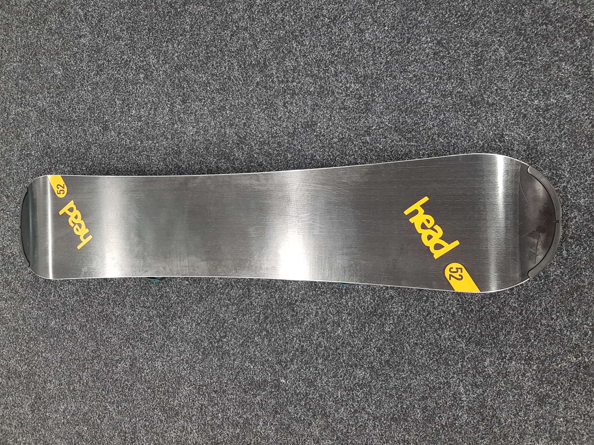 Použitý snowboard HEAD Flex 4D 152w + viazanie Salomon veľkosť S/M