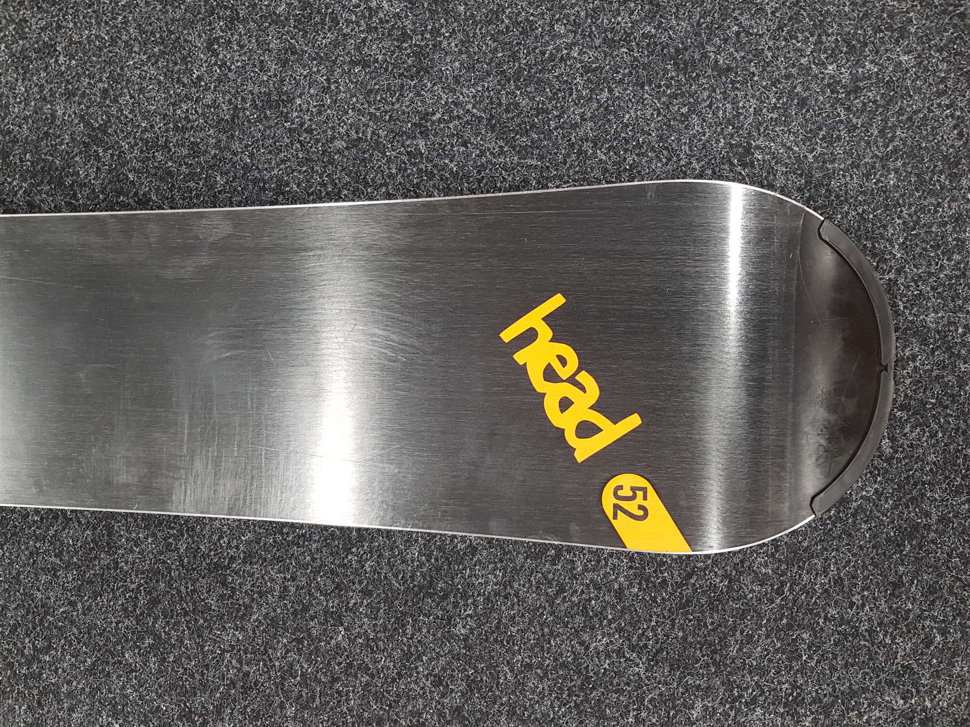 Použitý snowboard HEAD Flex 4D 152w + viazanie Salomon veľkosť S/M