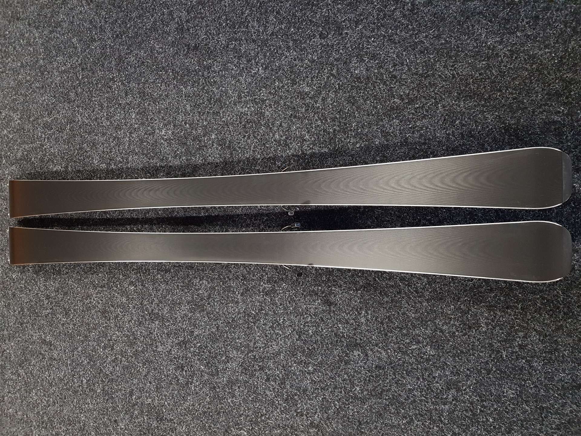 Használt ROSSIGNOL Pur Suit 100 síléc + Look Xpress 10 kötés