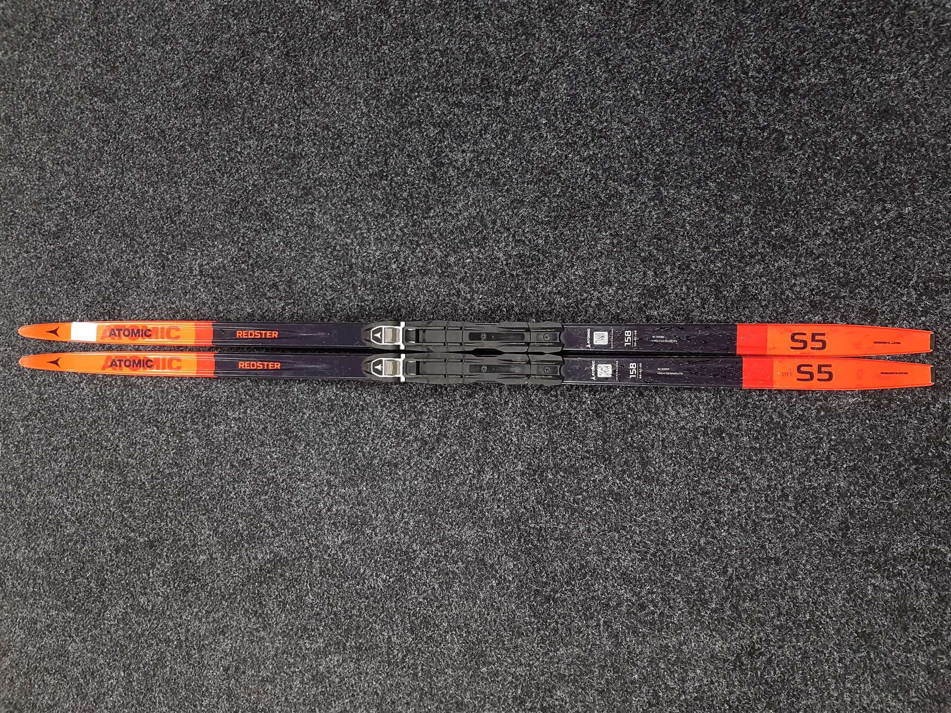 Schiuri de fond Atomic Redster S5 folosite + legături NNN Atomic