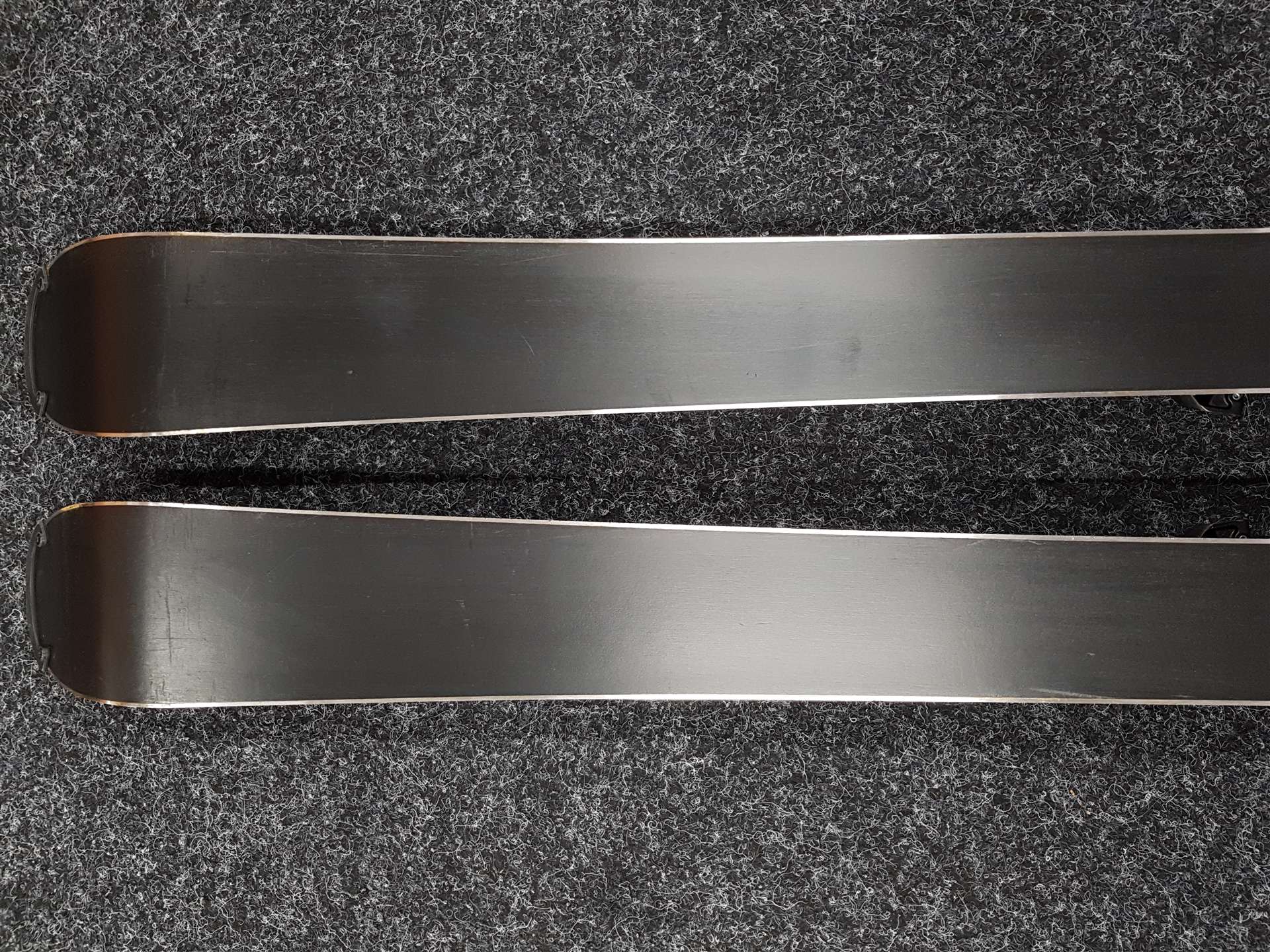 Sci ARTIS Talent usati + attacchi Tyrolia SLR 7.5