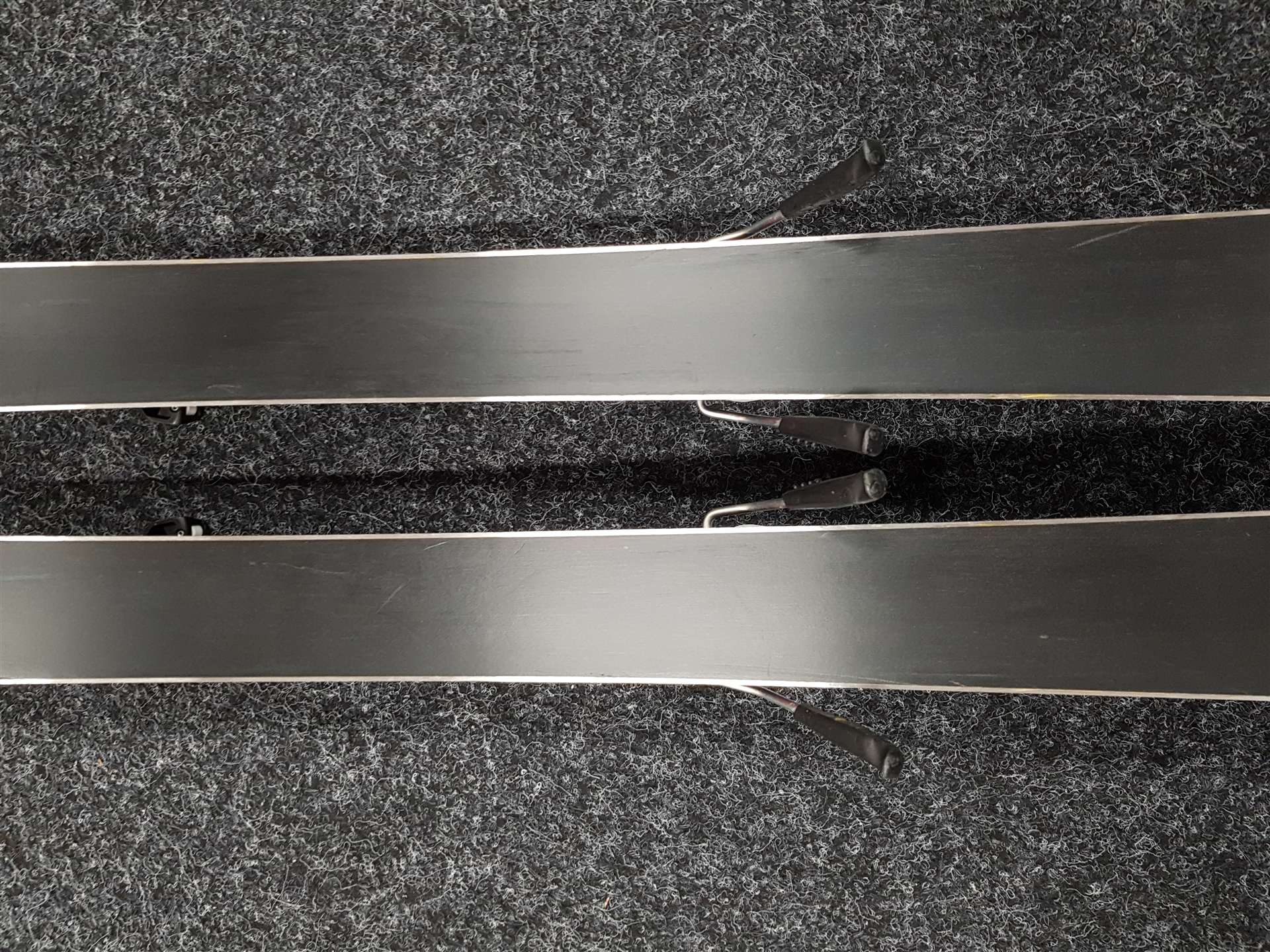 Sci ARTIS Talent usati + attacchi Tyrolia SLR 7.5