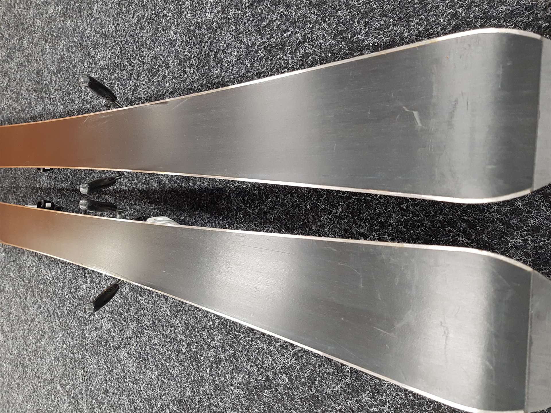 Sci ARTIS Talent usati + attacchi Tyrolia SLR 7.5