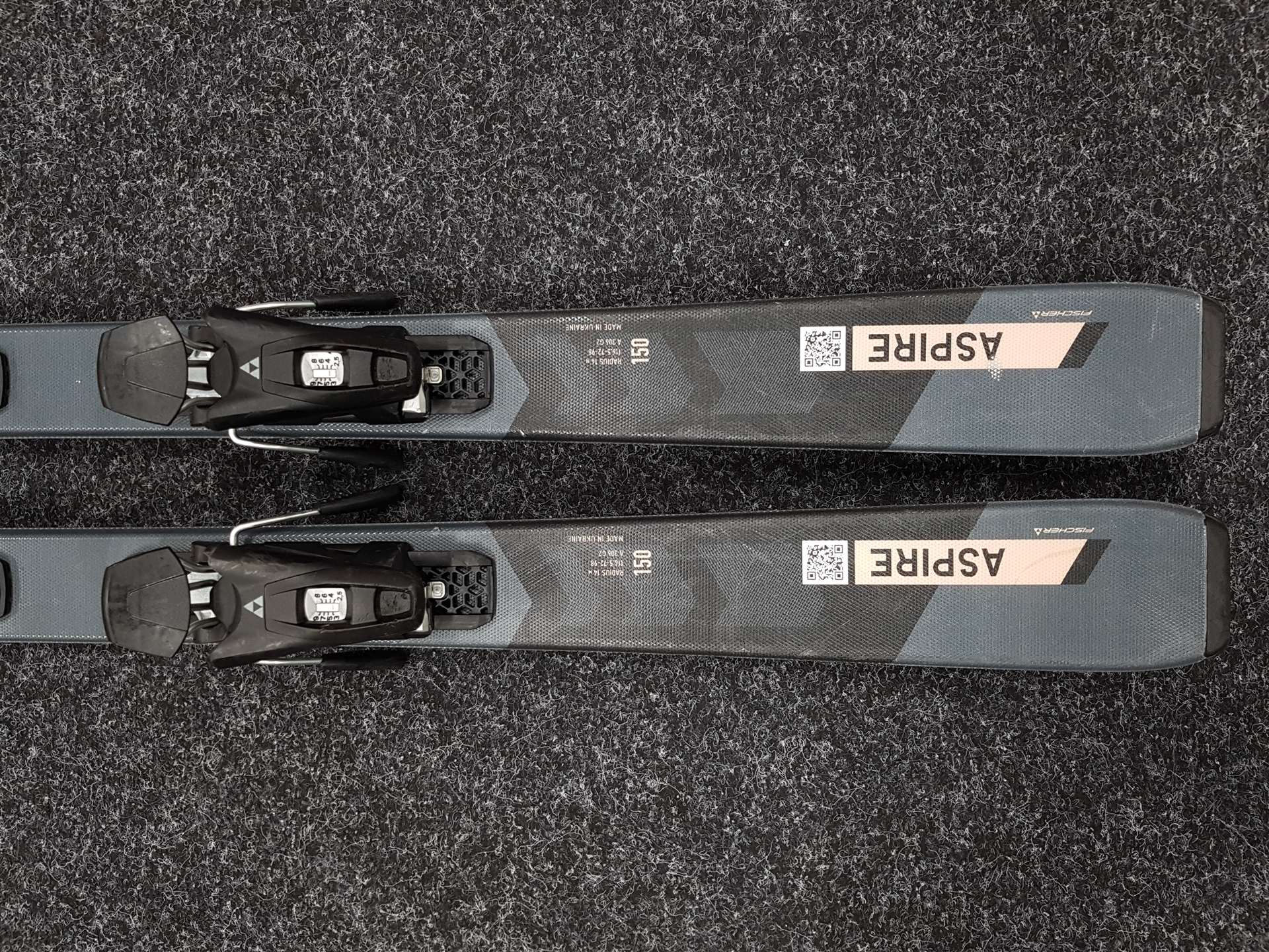 Skis FISCHER Aspire d'occasion + fixations Fischer RS 9