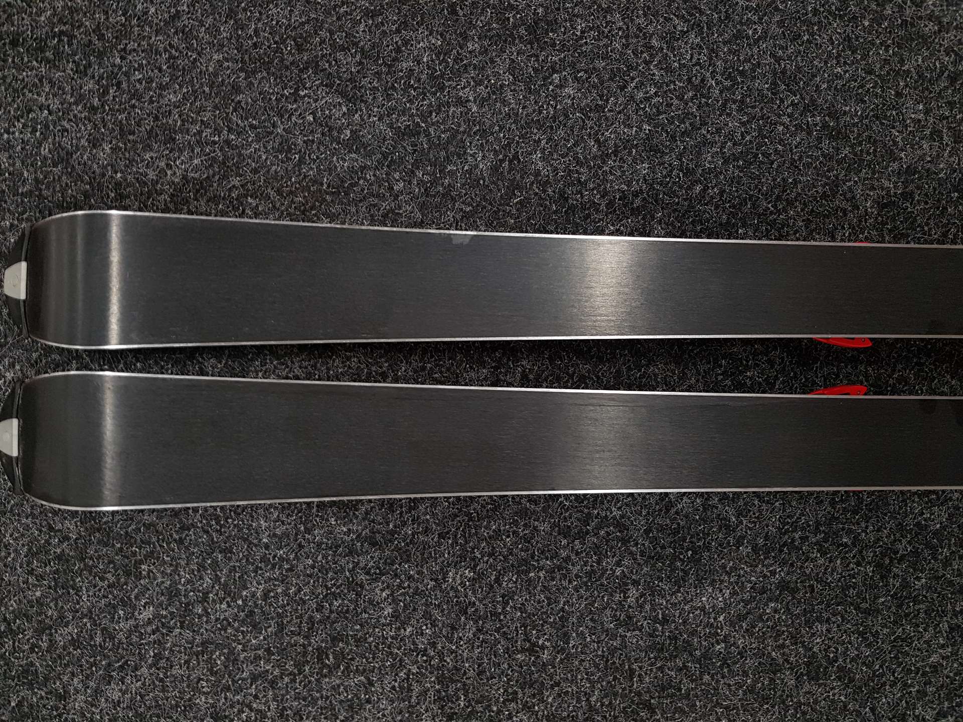 Bazárové lyže TECNOPRO C5 JR