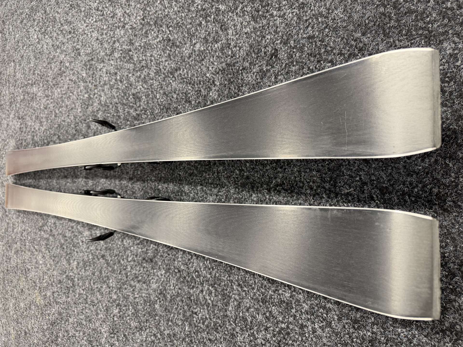 Gebrauchte ATOMIC Redster X9s Ti Ski + Atomic X 12 GW Bindungen