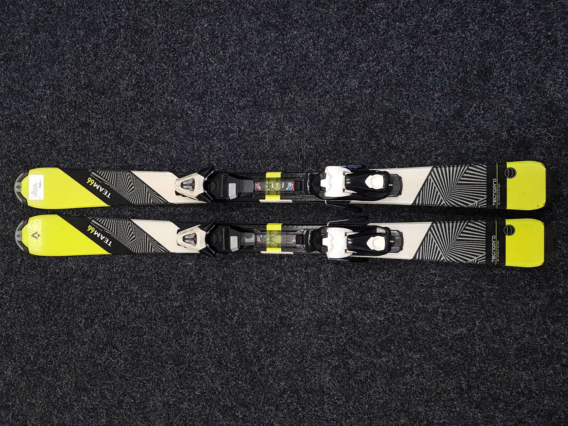 Rabljene otroške smuči TECNOPRO Team 66 + vezi Tecnopro TC45