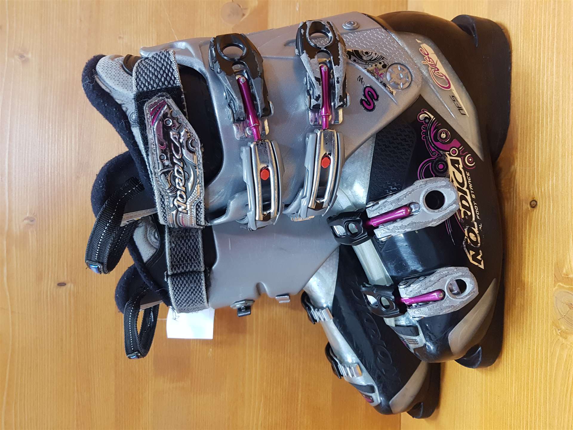 Gebrauchte Skischuhe von Nordica Cruise NFS