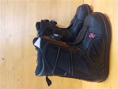 Scarponi da snowboard K2 Raider usati