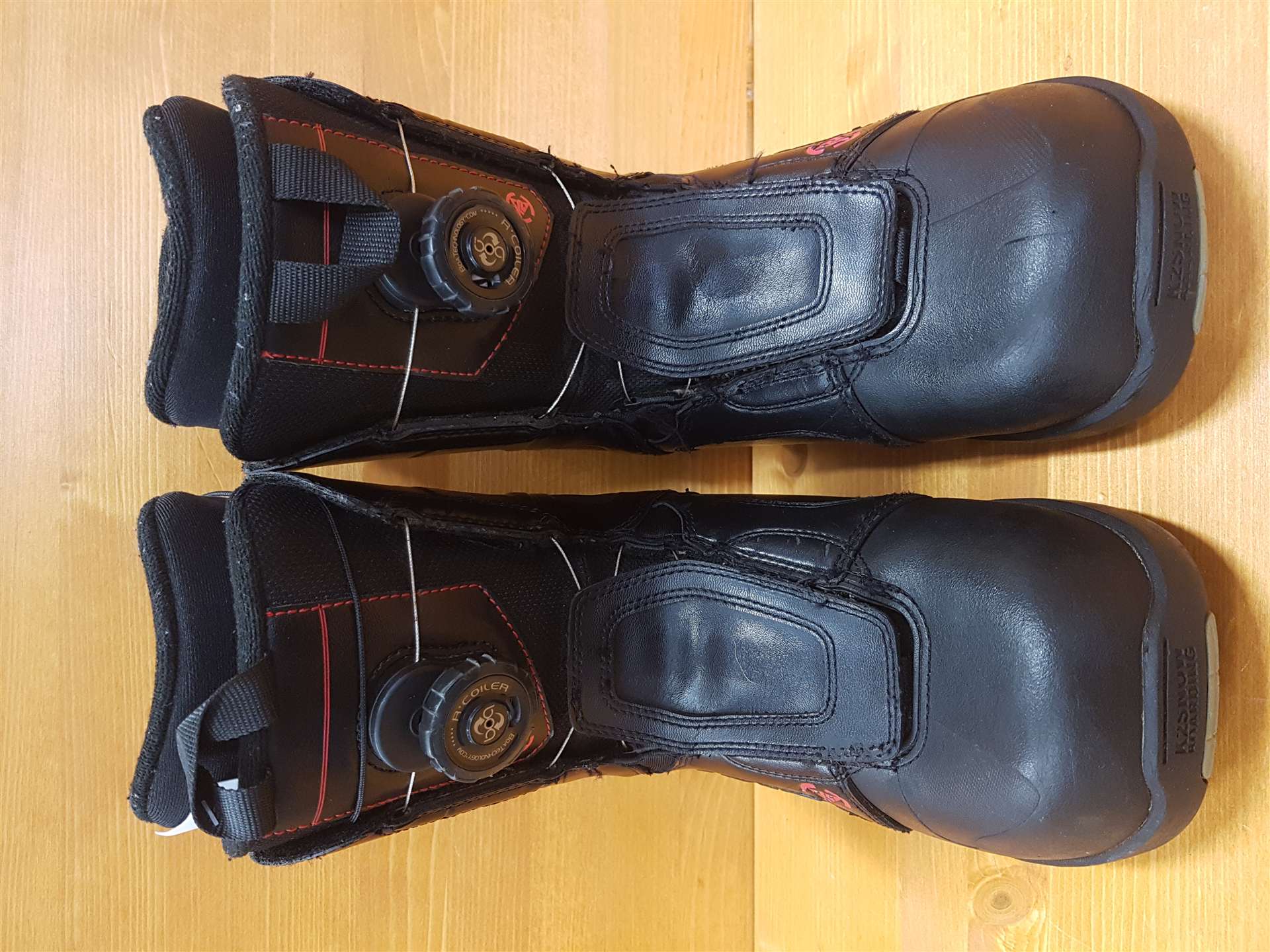 Ghete de snowboard K2 Raider folosite