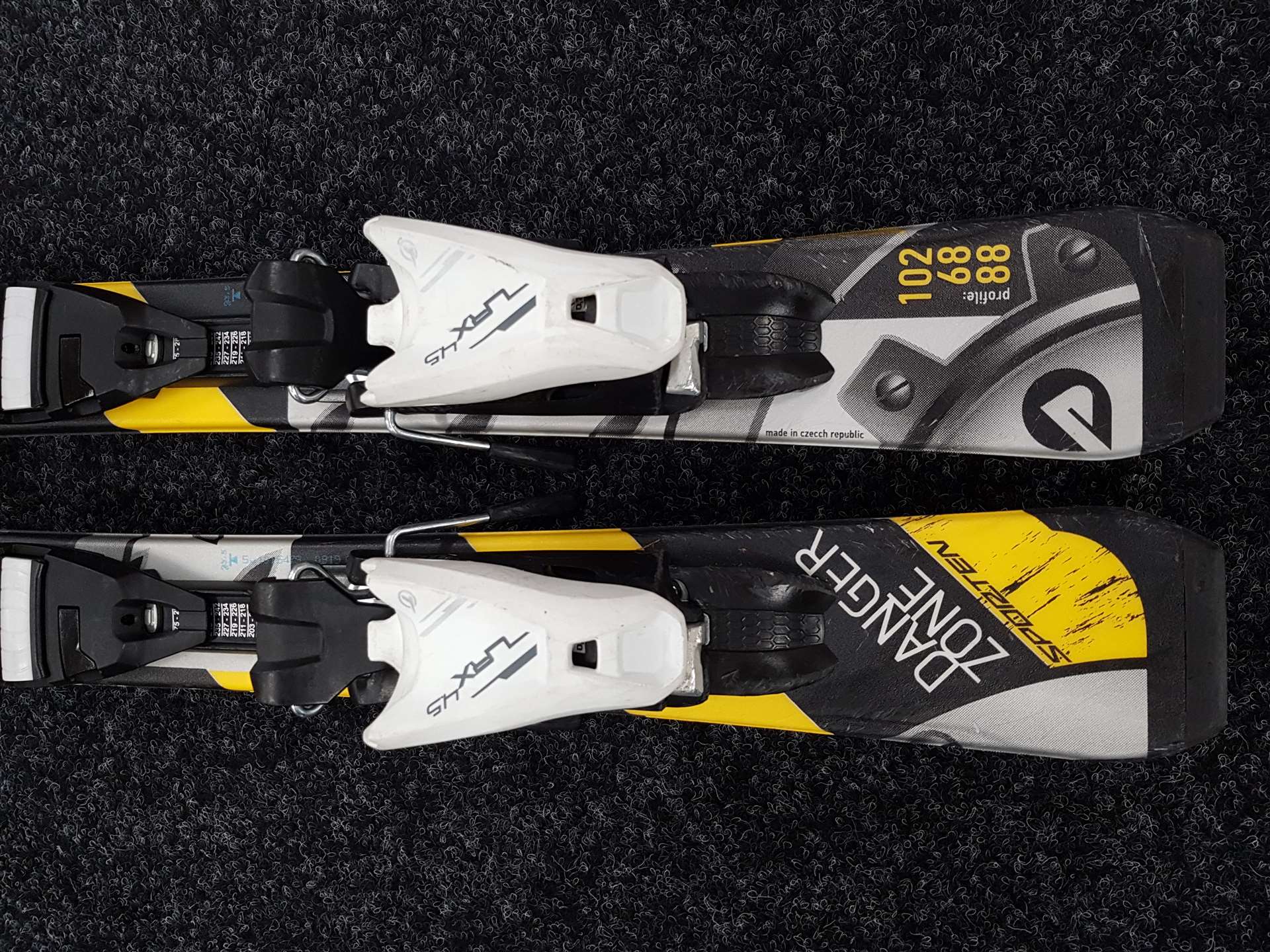 Použité lyže SPORTEN Danger Zone + vázání Tyrolia LRX 4.5