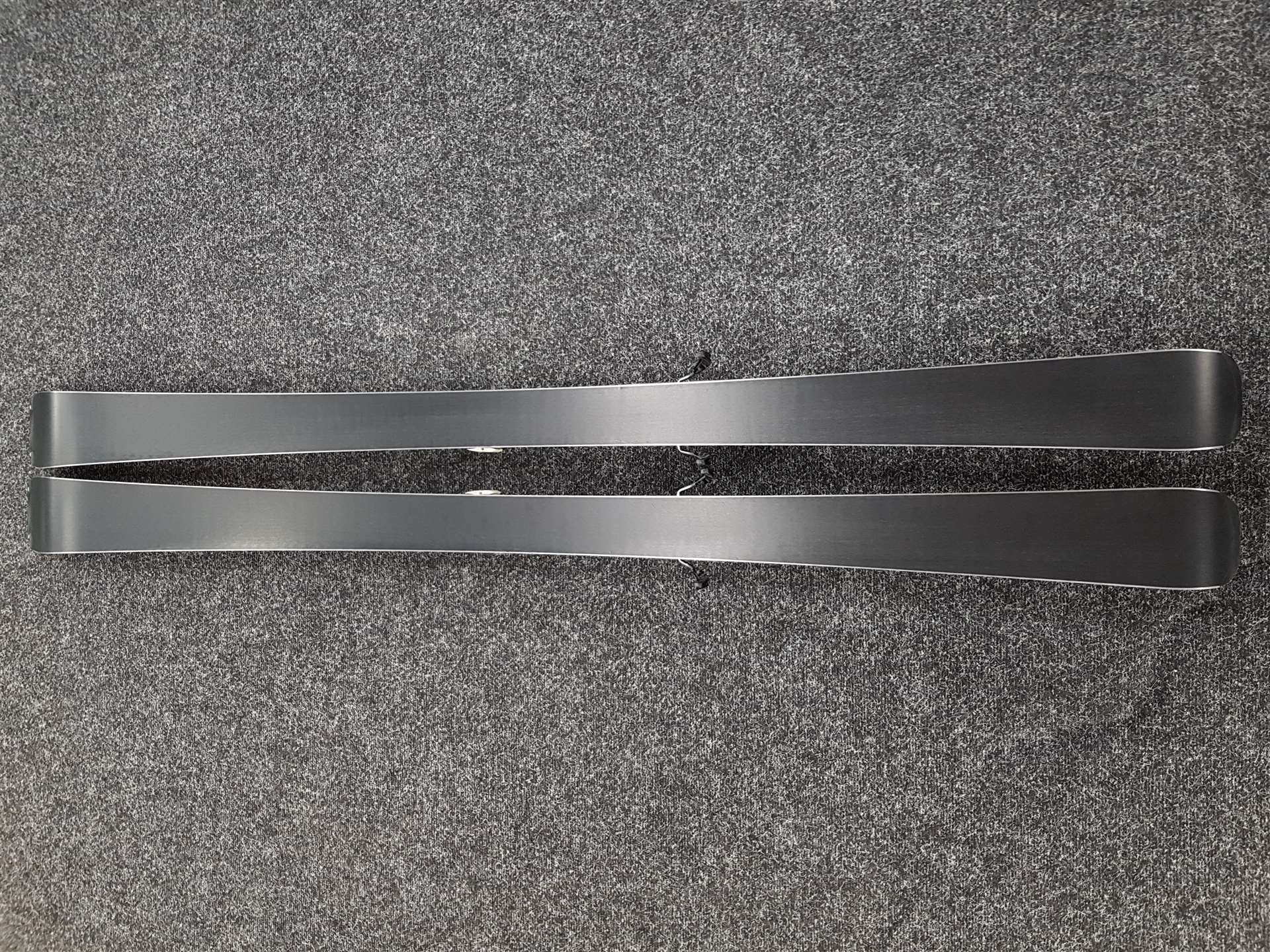 Použité lyže VOLKL DEACON 7.4