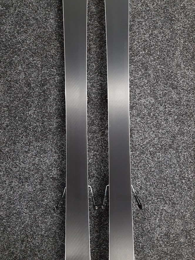 Schiuri bazar Nordica Dobermann Spitfire RTX Ti