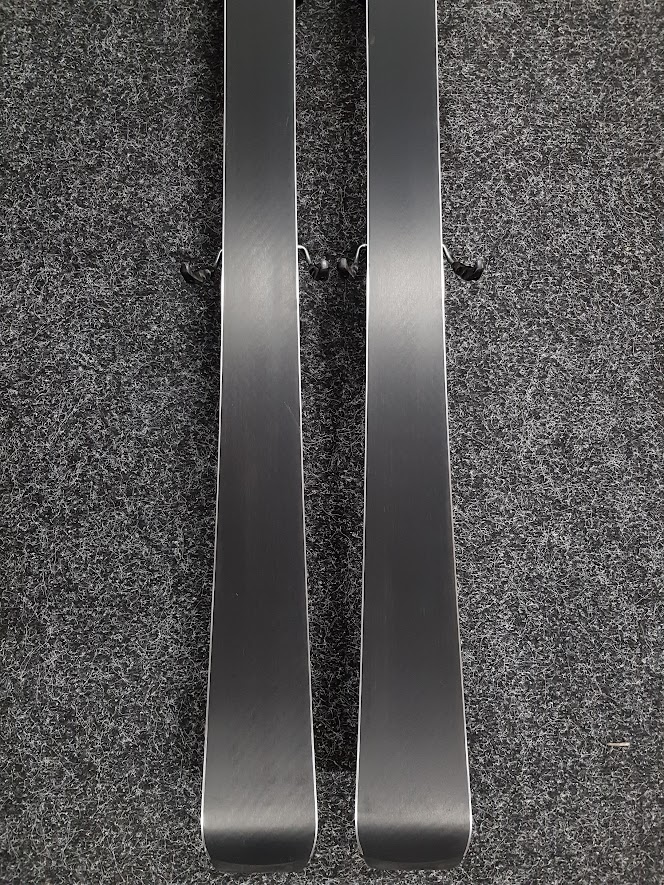 Schiuri bazar Nordica Dobermann Spitfire RTX Ti