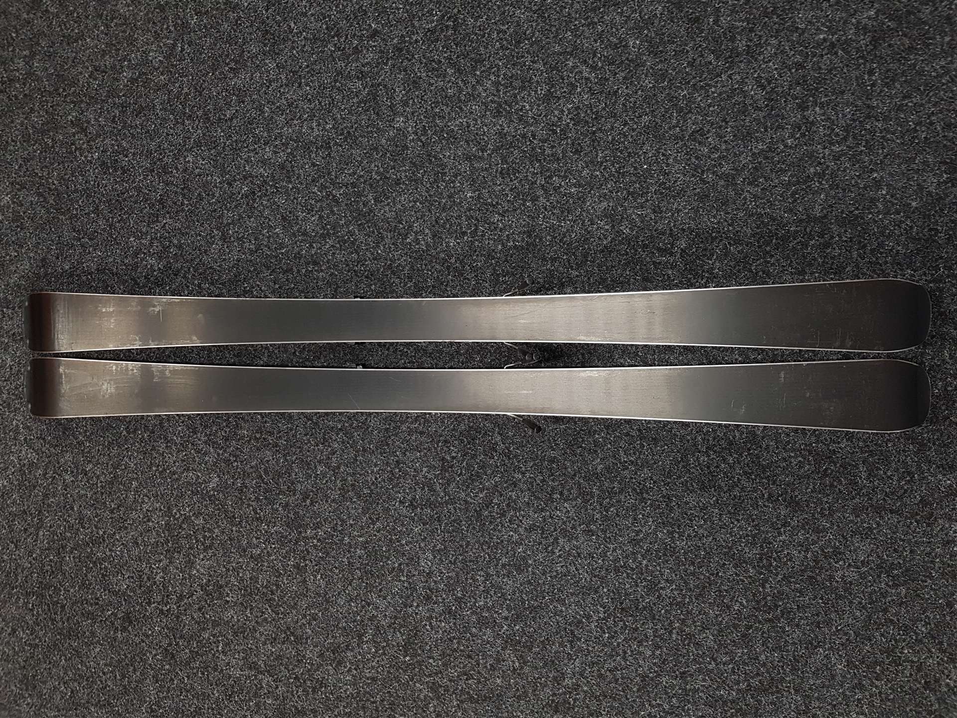 Skis ELAN Exar Vidia d'occasion + fixations Elan EL 10