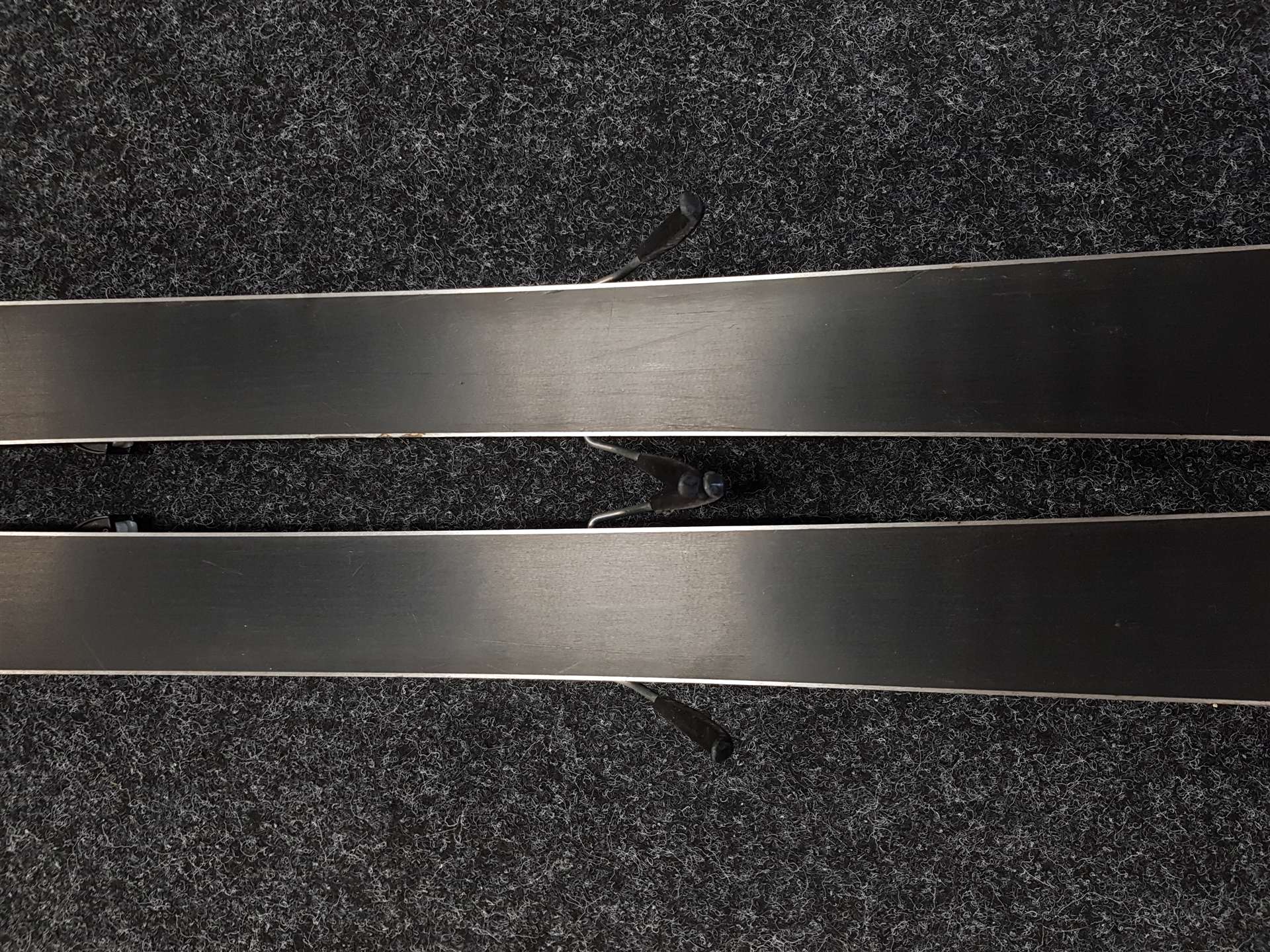 Skis ELAN Exar Vidia d'occasion + fixations Elan EL 10