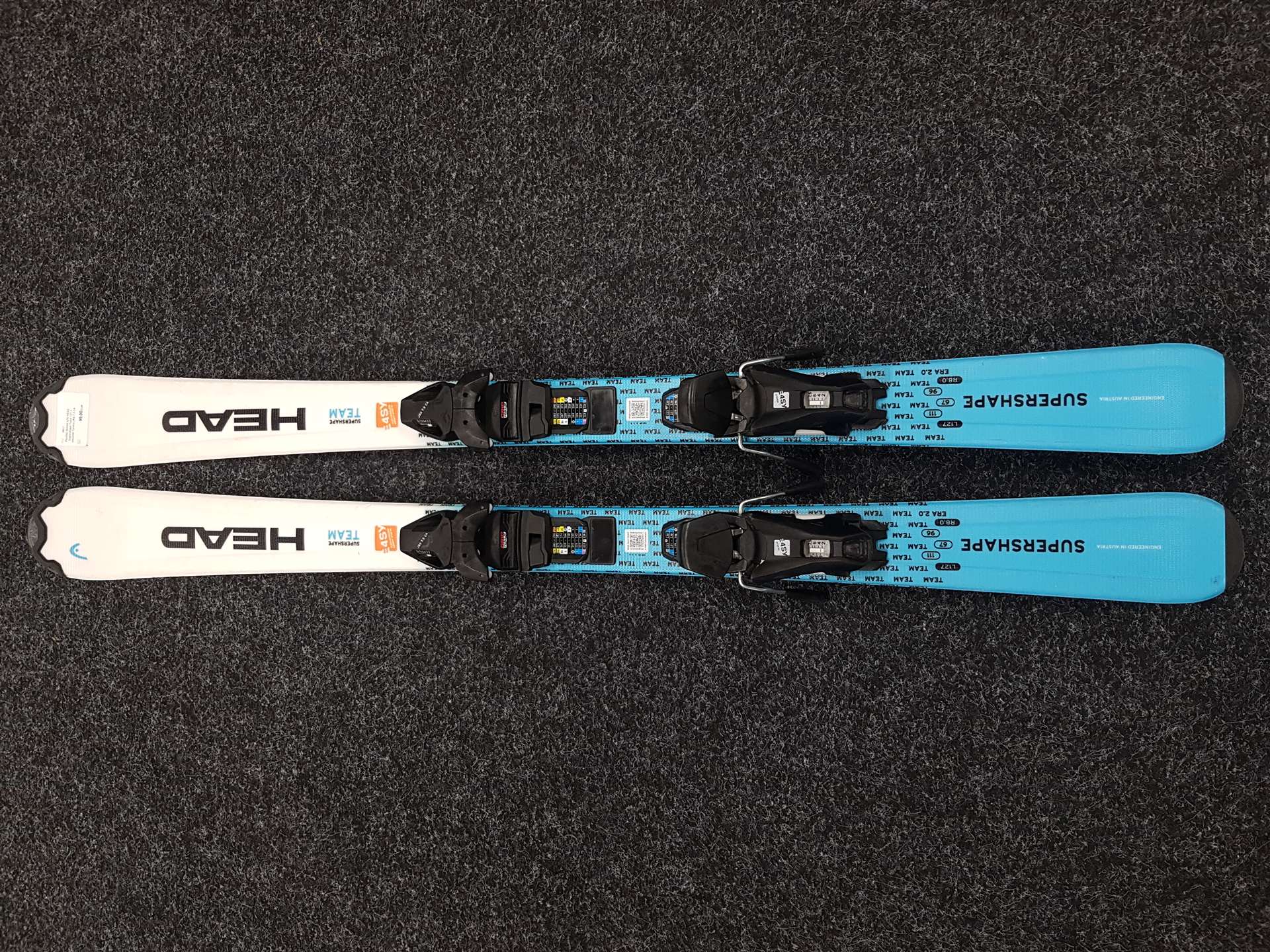 Gebrauchte Kinderski HEAD Supershape Team 127 + Tyrolia JRS 7.5 CA Bindungen