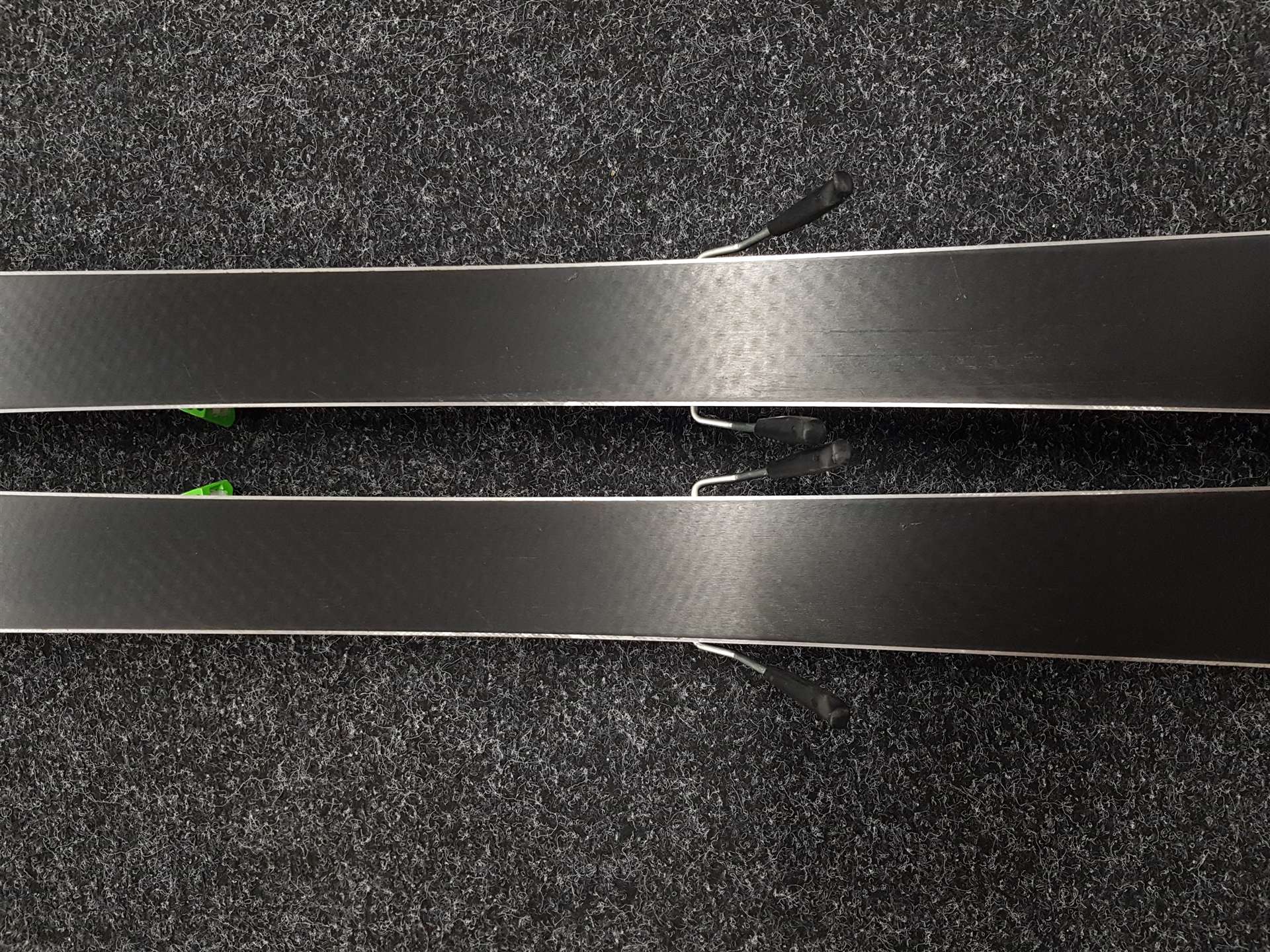 Gebrauchte Ski ELAN Element 74 RS + Bindungen Elan EL 10