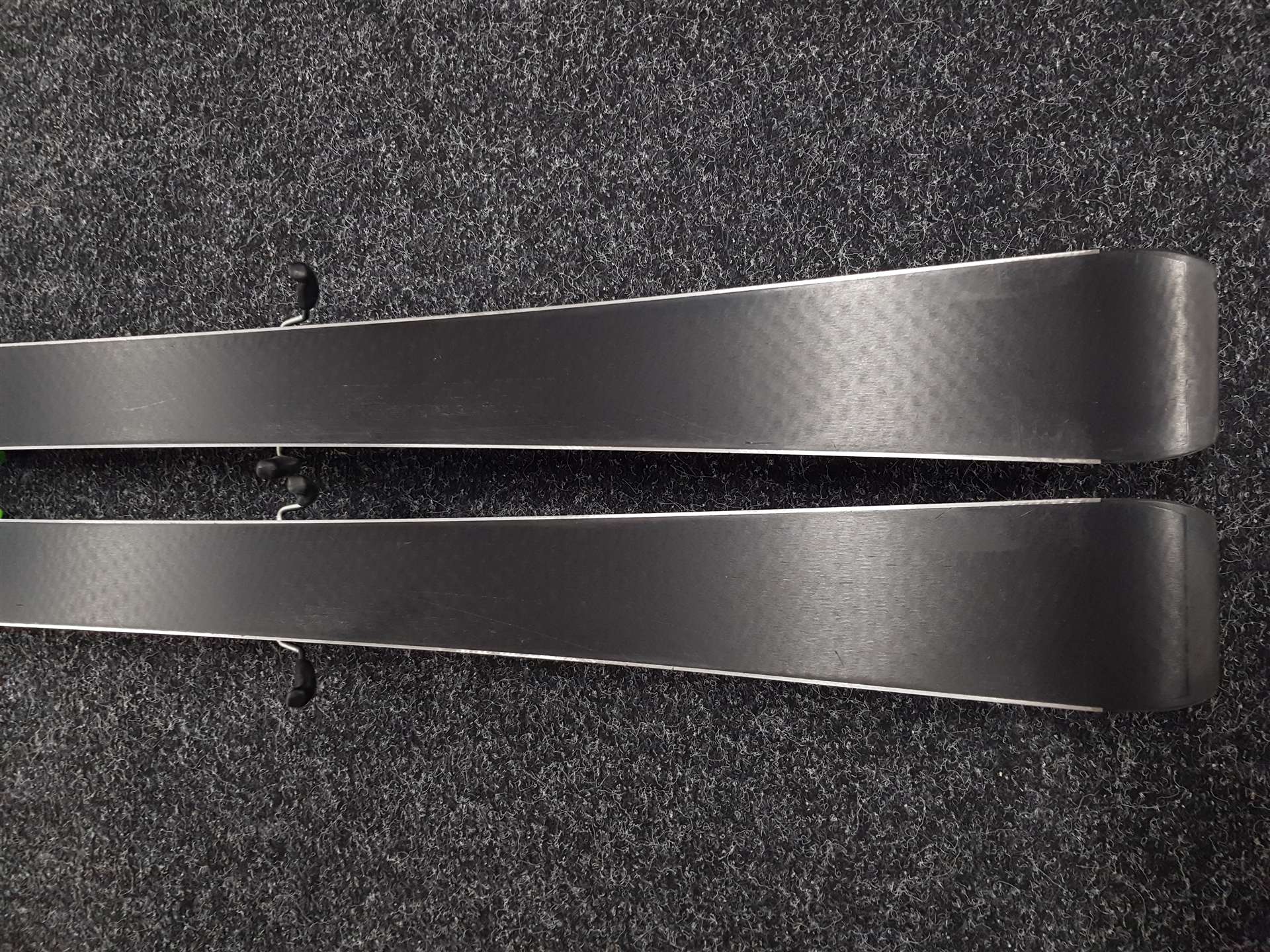 Gebrauchte Ski ELAN Element 74 RS + Bindungen Elan EL 10