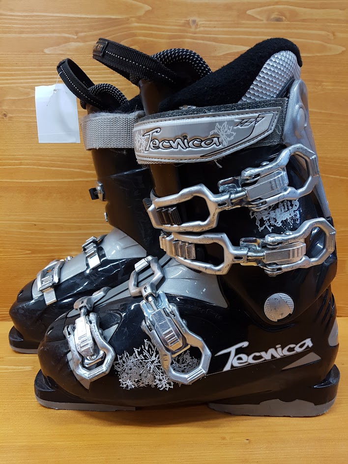 Używane buty narciarskie Tecnica RT 8