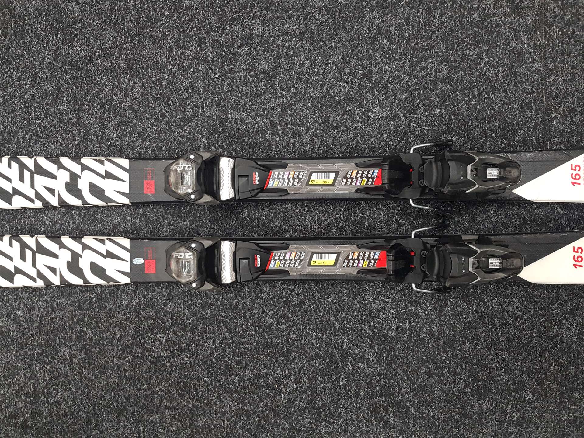 Použité lyže VOLKL Deacon 7.2 + vázání Marker FTD 10