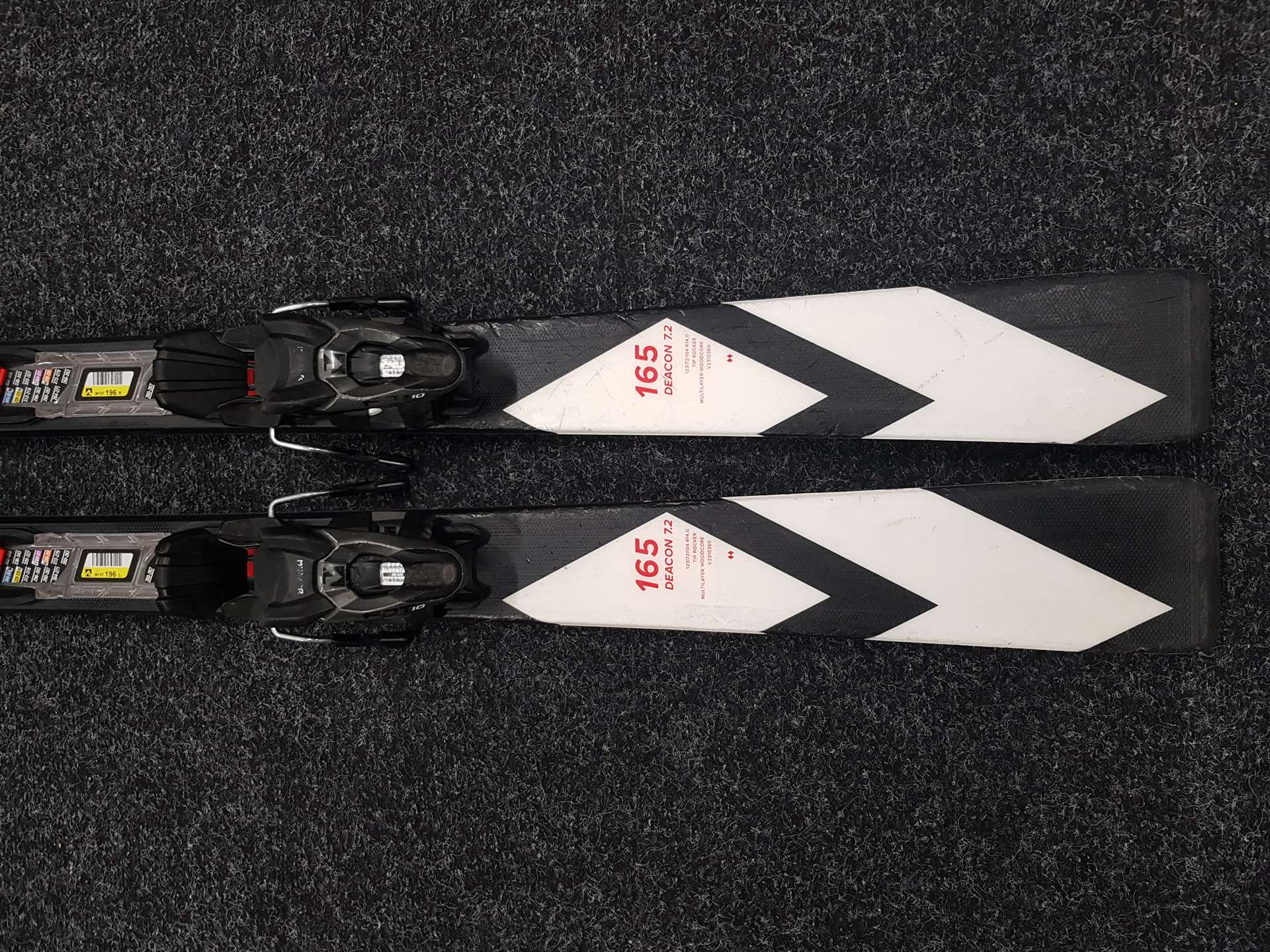 Použité lyže VOLKL Deacon 7.2 + vázání Marker FTD 10