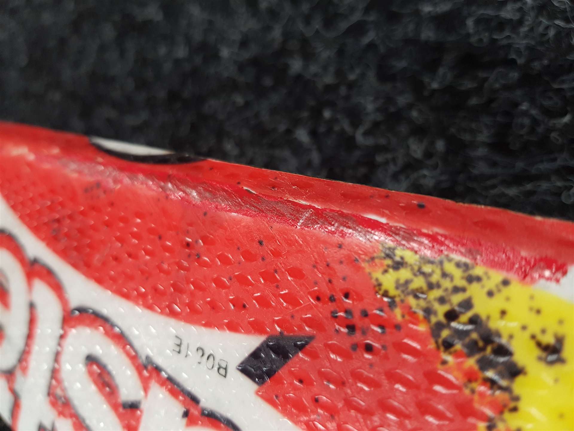 Esquís infantiles usados ATOMIC Redster + fijaciones Atomic 7.5