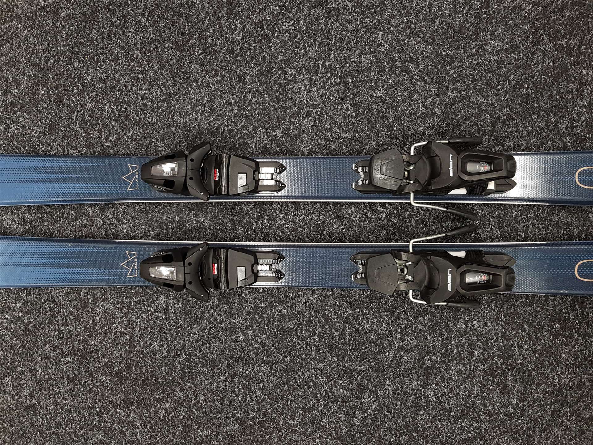 Skis ELAN Ace Pro d'occasion + fixations Elan EL 10
