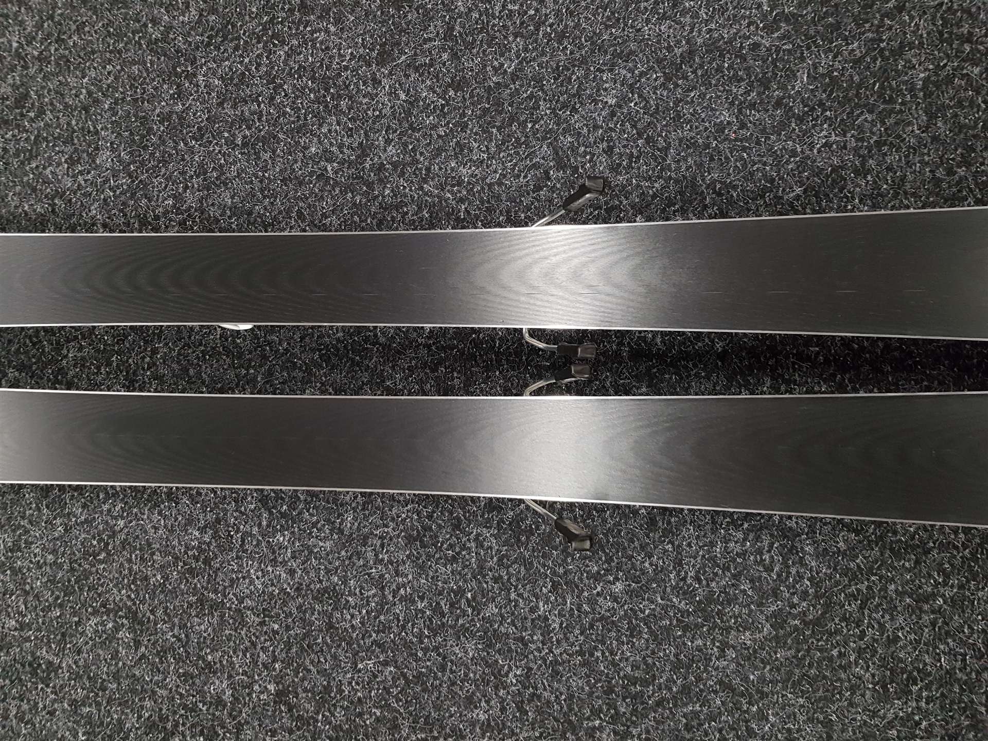 Gebrauchte ROSSIGNOL Nova 2 Light Series Ski + Look Xpress 11 Bindungen