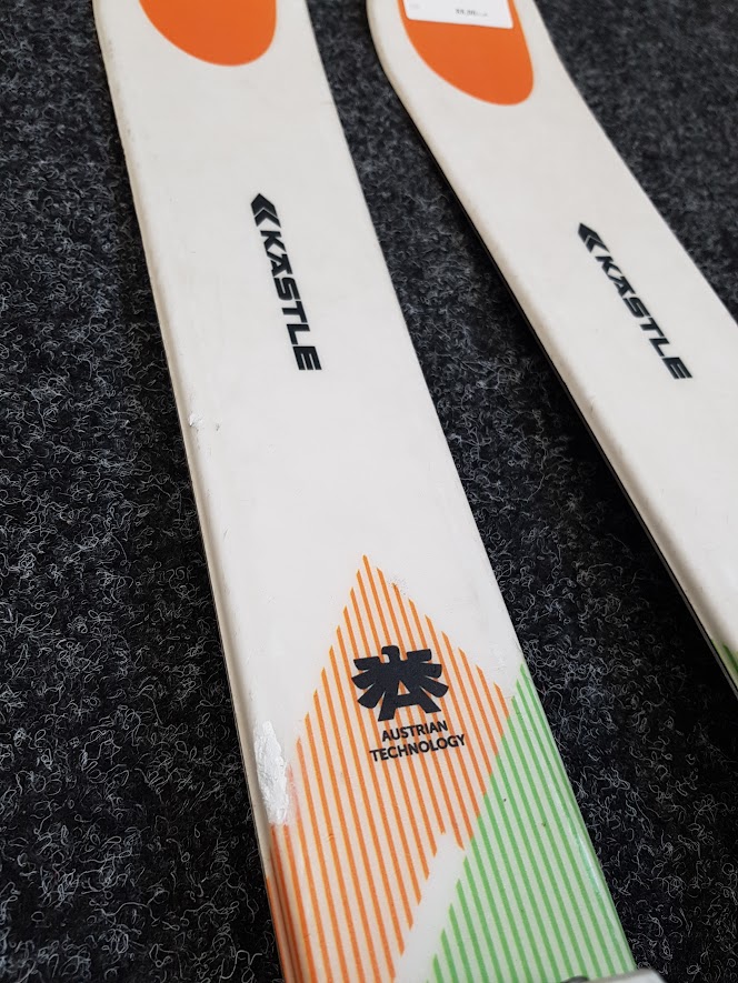 Gebrauchte Ski KASTLE JX 67 + Tyrolia K7.5 SLR Bindungen