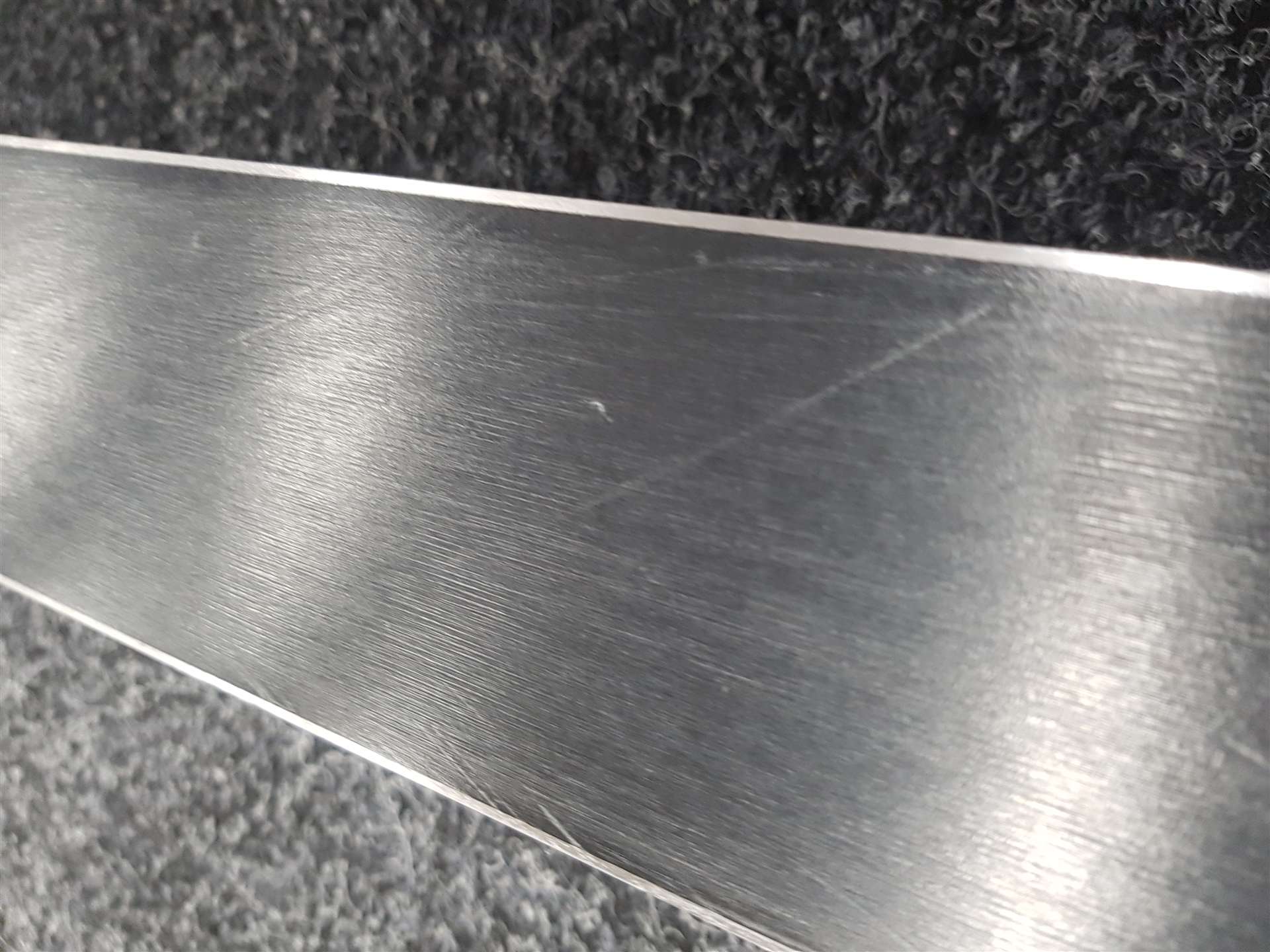 Skis ROSSIGNOL React 2 Carbon d'occasion + fixations Look Xpress 10