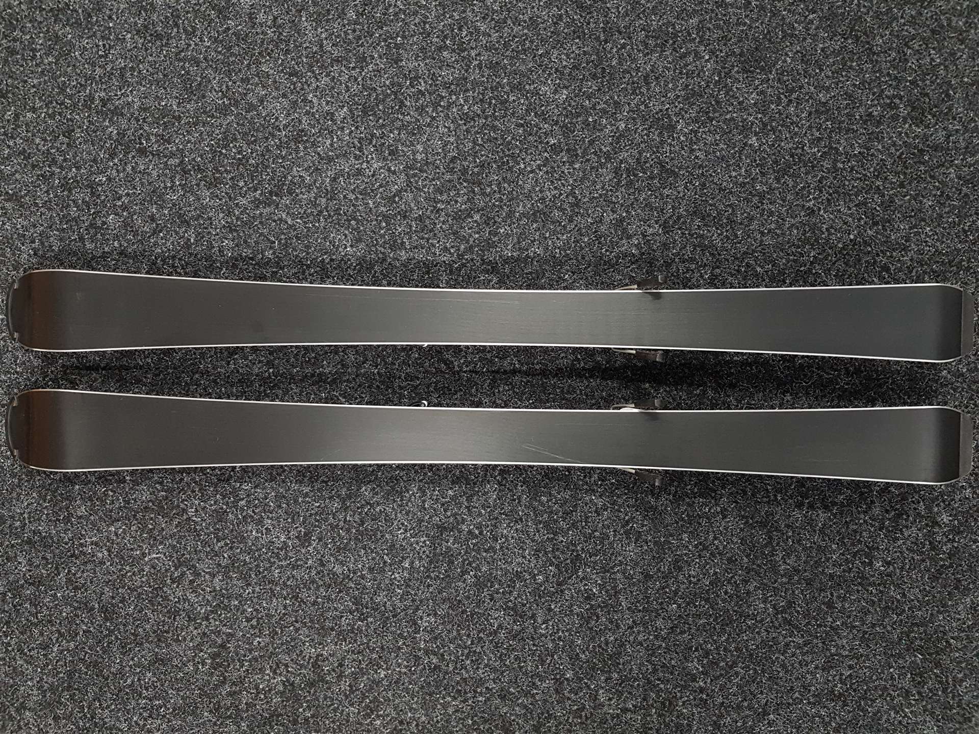 Skis enfant d'occasion SPORTEN Street 120 + fixations Tyrolia SLR 4.5