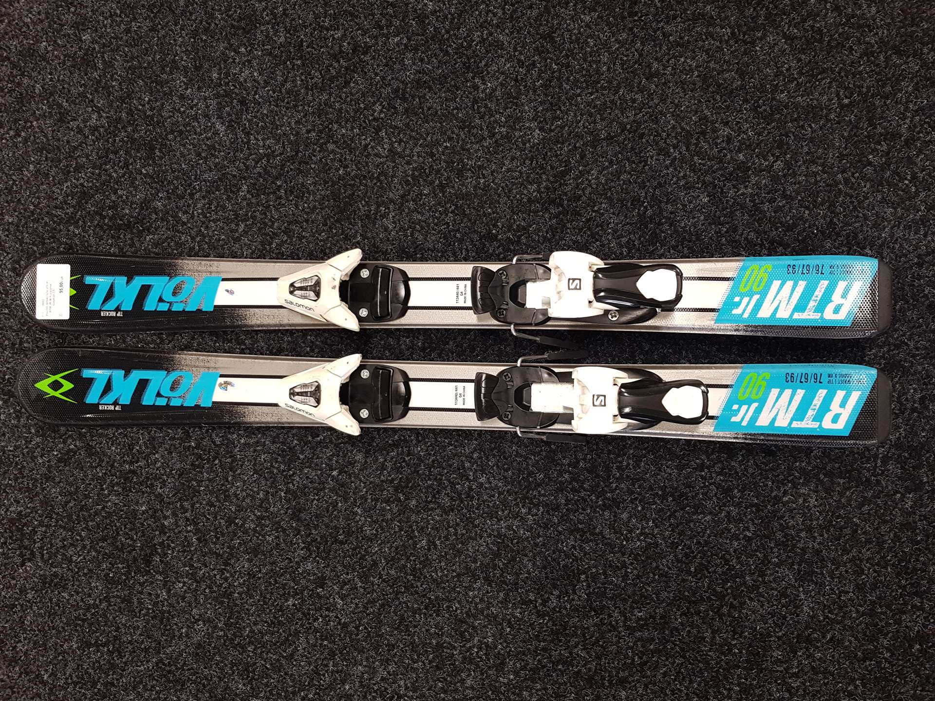 Gebrauchte Kinderski VÖLKL RTM JR 90 + Salomon C5 Bindungen
