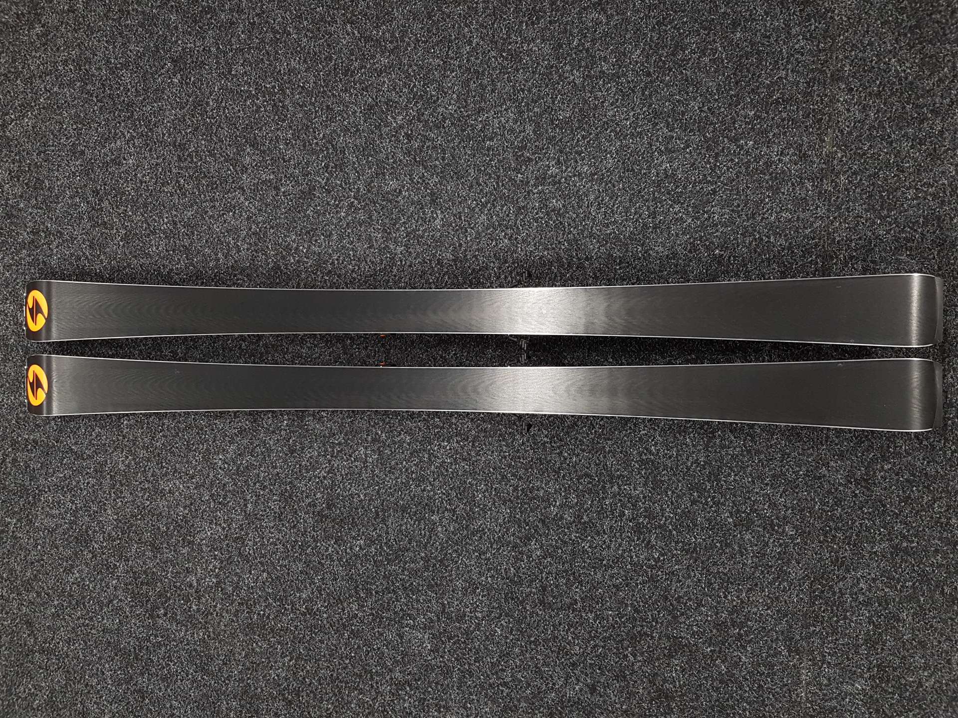 Skis BLIZZARD Firebird RS Ti d'occasion + fixations Marker Xcell 12