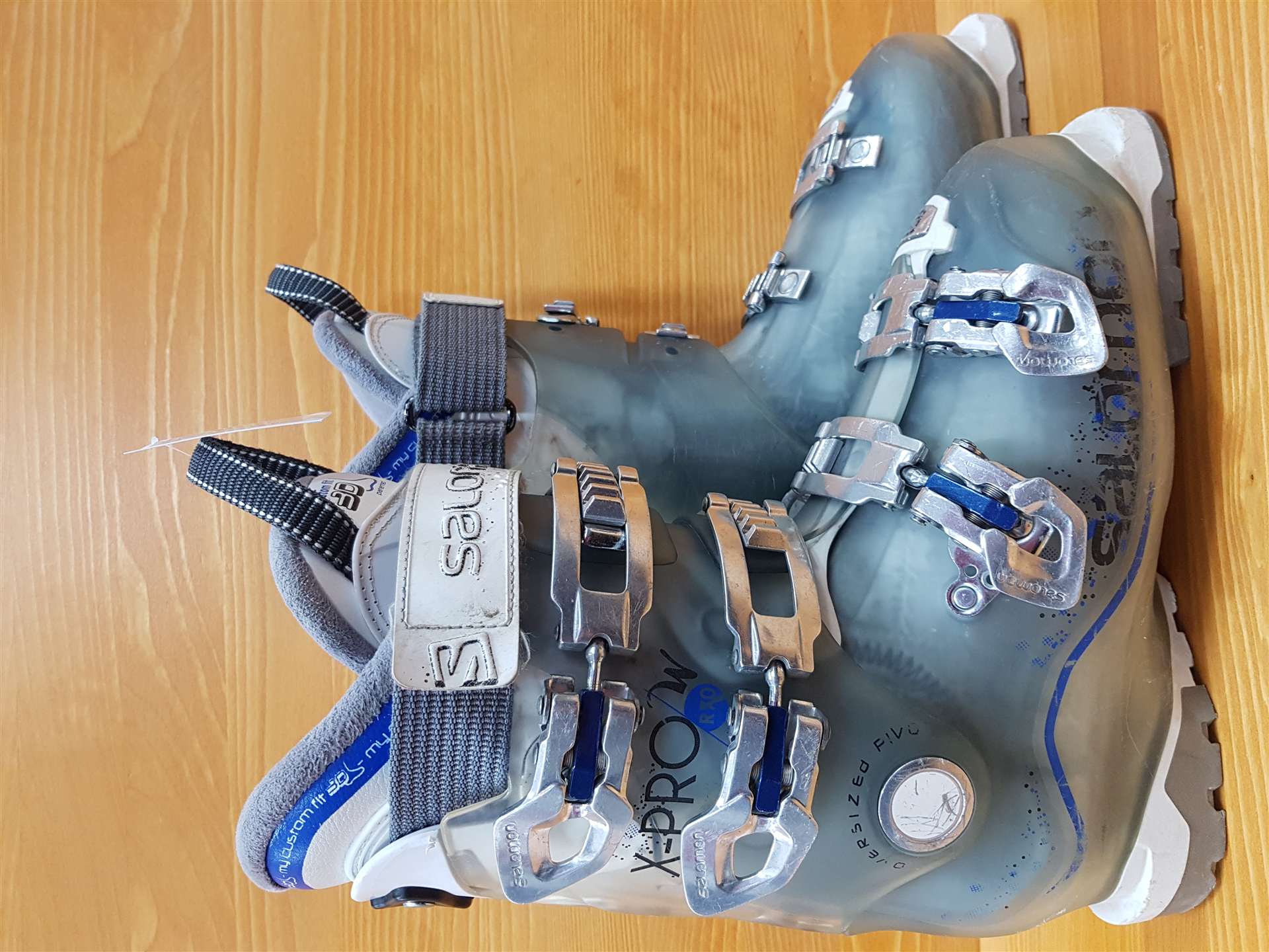 Clăpari de schi second-hand SALOMON X-PRO W R70